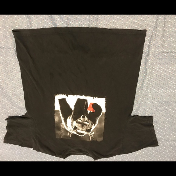 Awesome shirt 🐻 - Picture 1 of 2